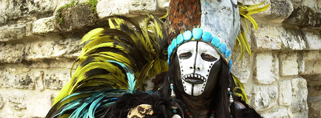 ON THE FOOTSTEPS OF THE MAYANS