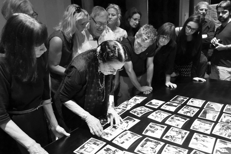 Mary Ellen Mark reviewing work with Students at New York workshop 2014 | Photo Xpeditions